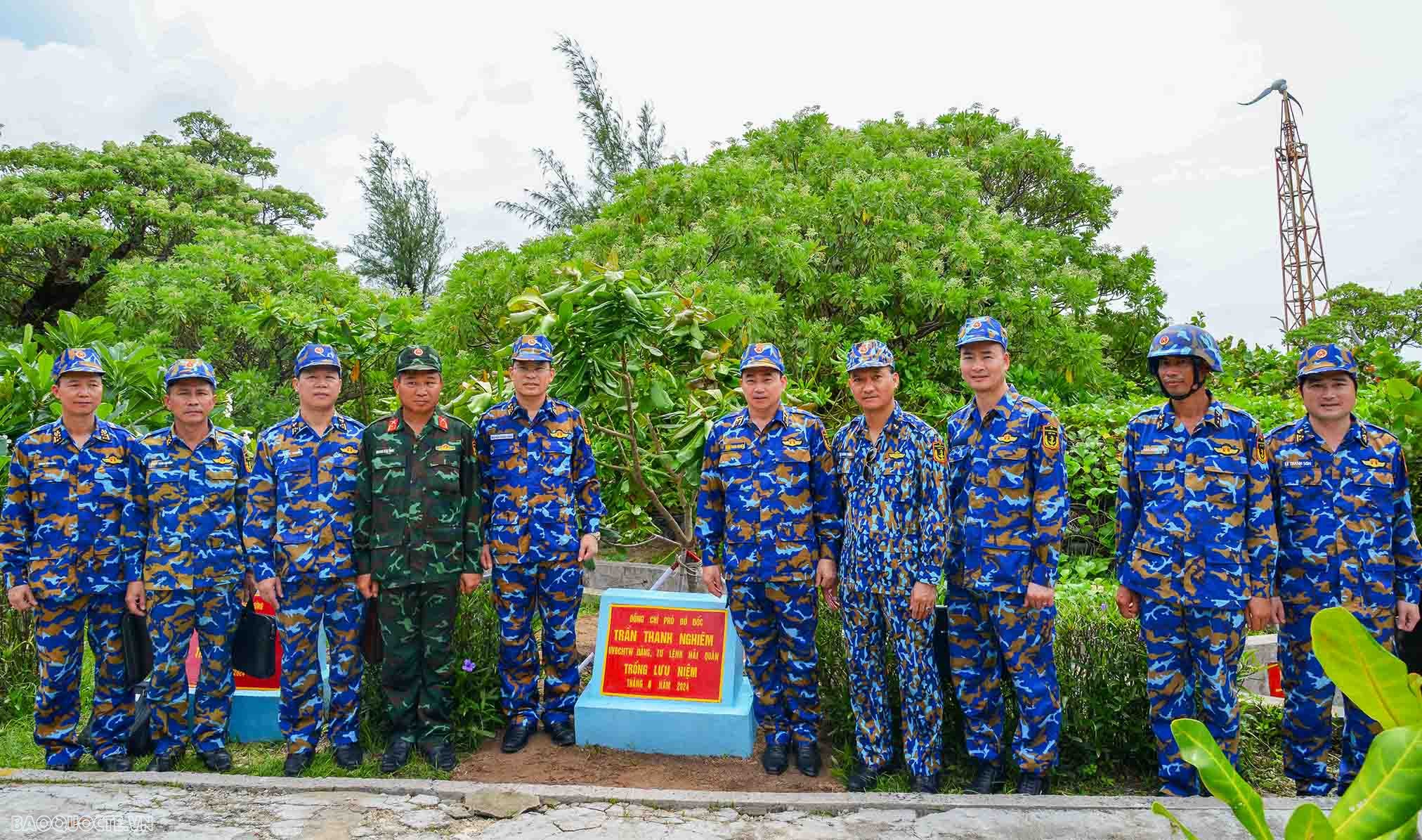 Quân dân Trường Sa làm tốt nhiệm vụ bảo vệ phên đậu, chủ quyền của Tổ quốc