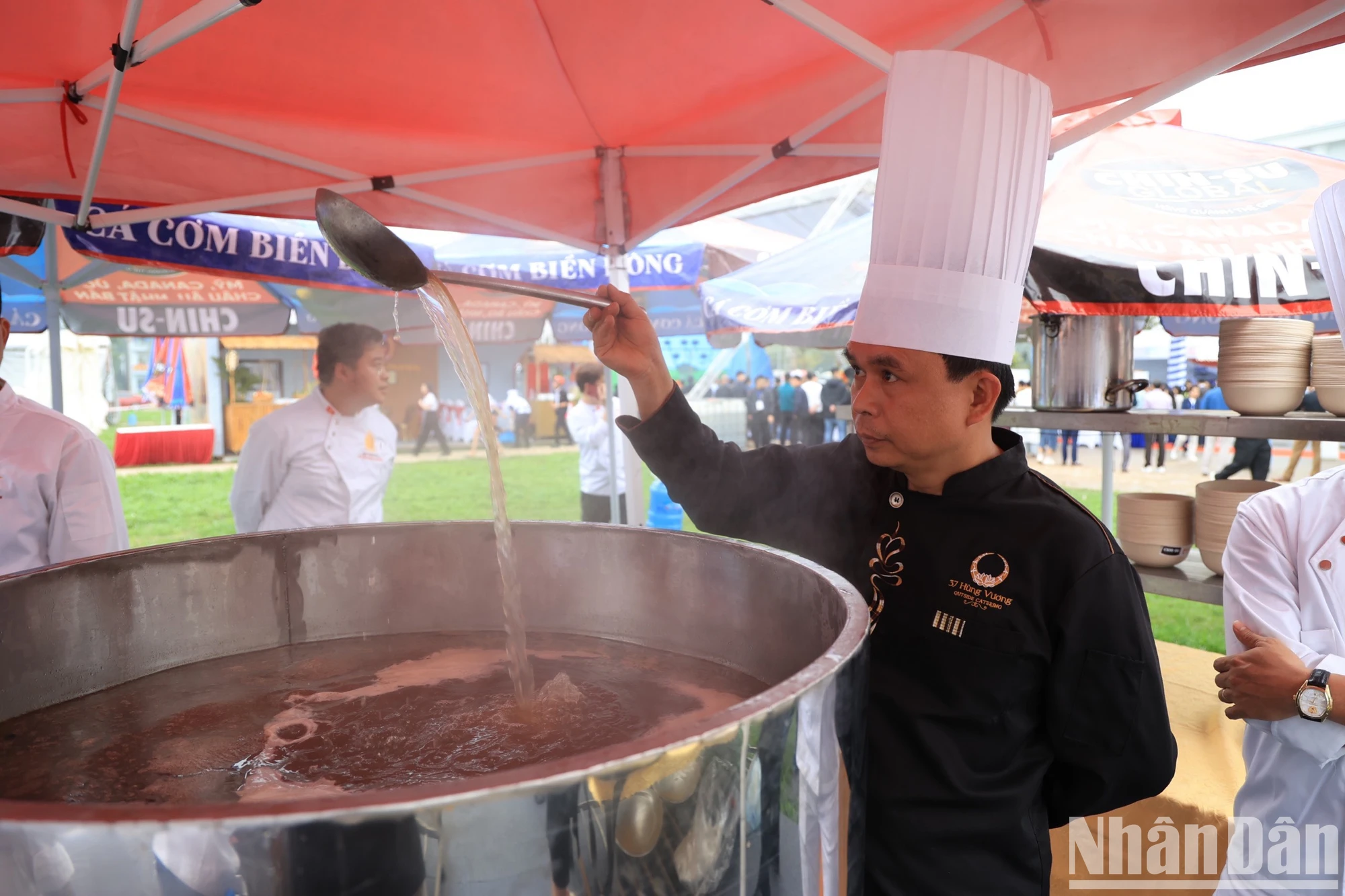 [Foto] Eröffnung des Pho-Festivals 2024 in der Stadt Nam Dinh, Foto 3