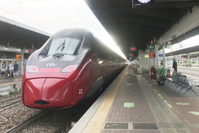 Railway speed of about 200km/h in Europe. Photo: Anh Duy