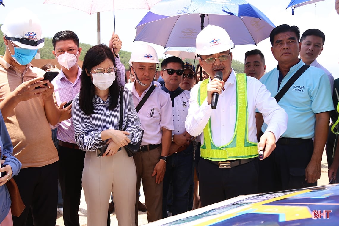 Domestic and foreign delegates impressed by Ha Tinh's development