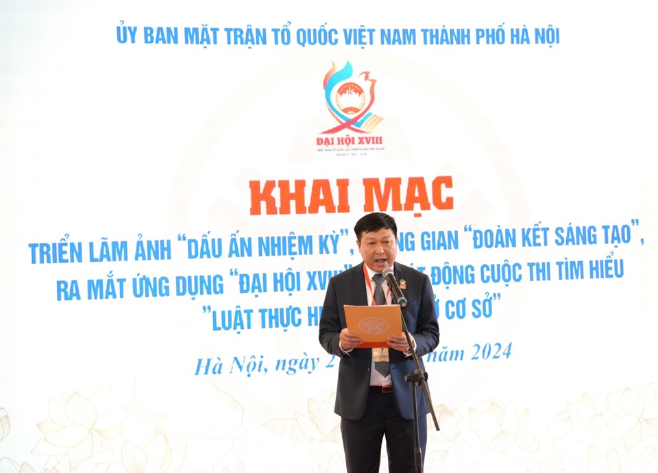 El vicepresidente del Comité del Frente Patriótico de Vietnam de la ciudad de Hanoi, Pham Anh Tuan, pronunció el discurso inaugural del grupo de actividades.