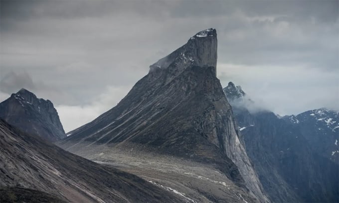 La caída desde el Pico Thor tiene más de un kilómetro de longitud. Foto: Marianna Ianovska