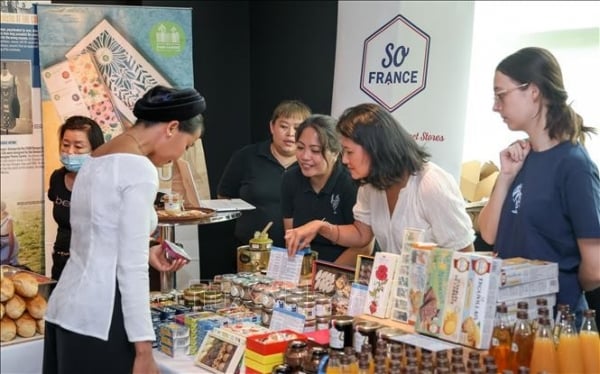 Un stand vietnamien se démarque au Festival gastronomique francophone de Singapour