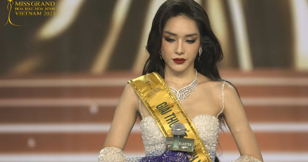 Kandidatin für Miss Grand Vietnam stottert während der Verhaltensrunde