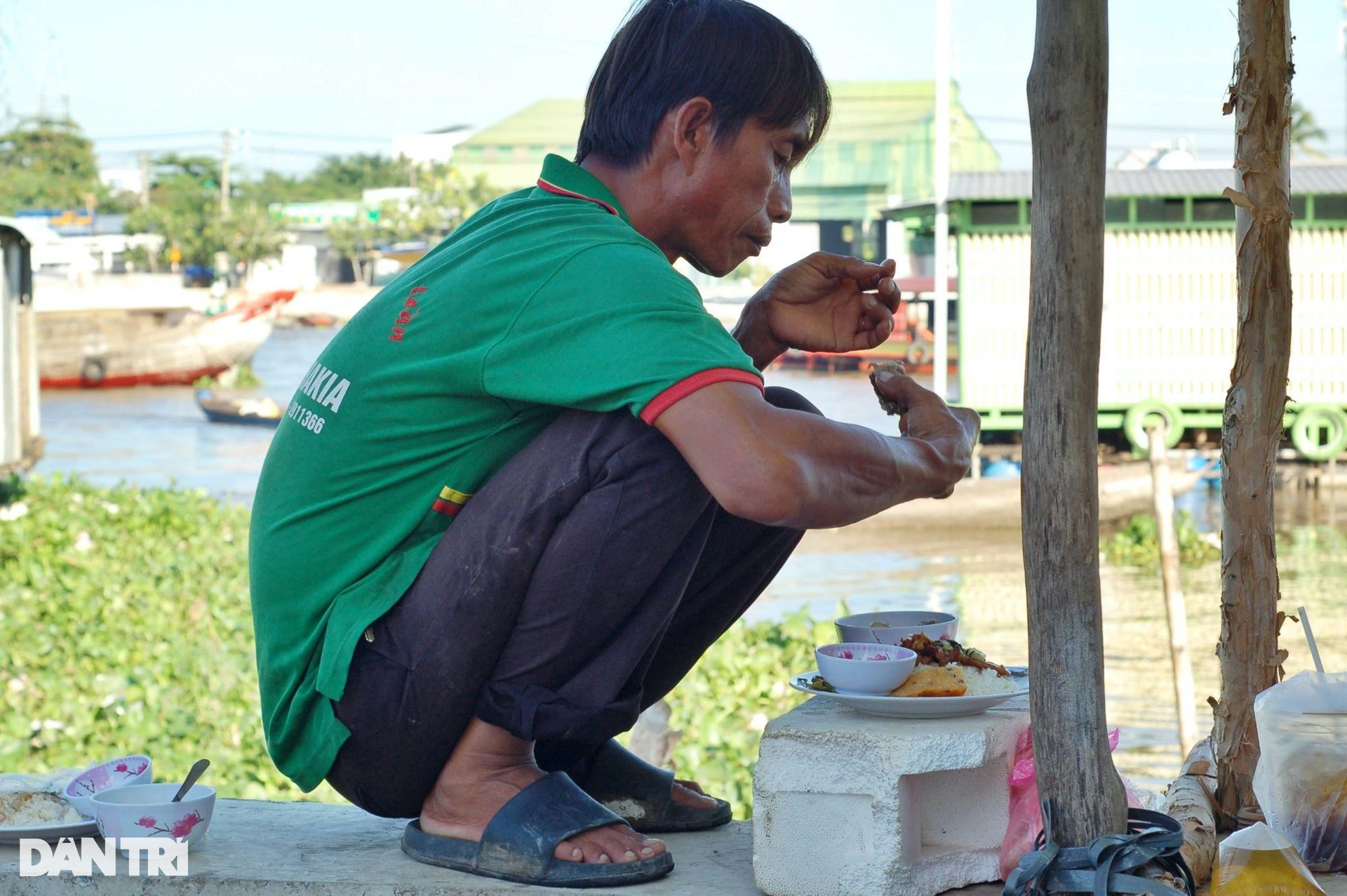 Thương hồ bỏ chợ nổi, cửu vạn thất nghiệp nháo nhác mưu sinh - 12