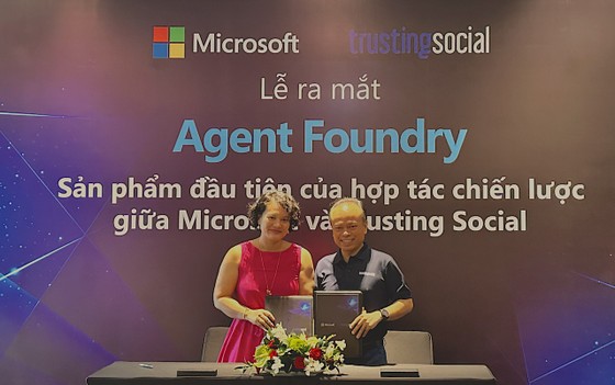 Microsoft Vietnam និង Trusting Social ចុះអនុស្សរណៈយោគយល់គ្នាមួយ។