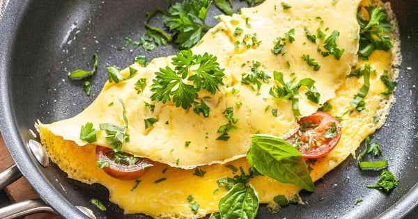 Cách làm các kiểu trứng omelet thơm ngon cho bữa sáng