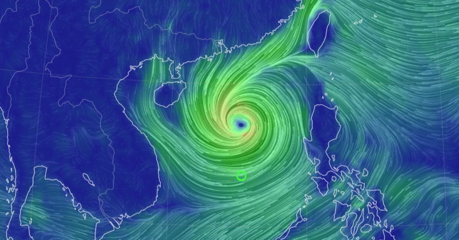 Dernières nouvelles sur la tempête du 26 octobre : Tempête n°6 Tra Mi, niveau 14, à 230 km de Hoang Sa