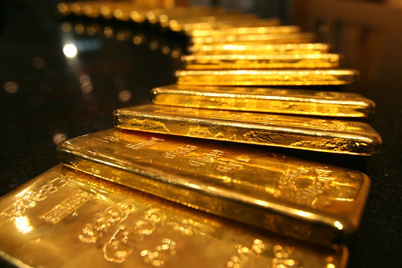 Gold price suddenly plummeted