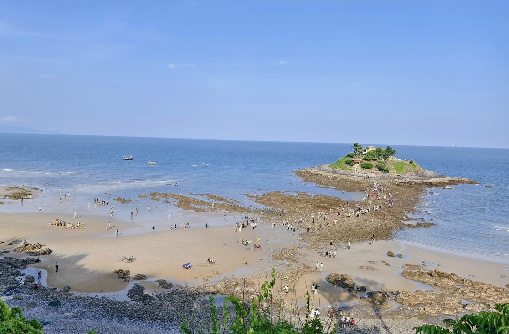 The island has a path that appears and disappears in Vung Tau, visitors must choose the right day.