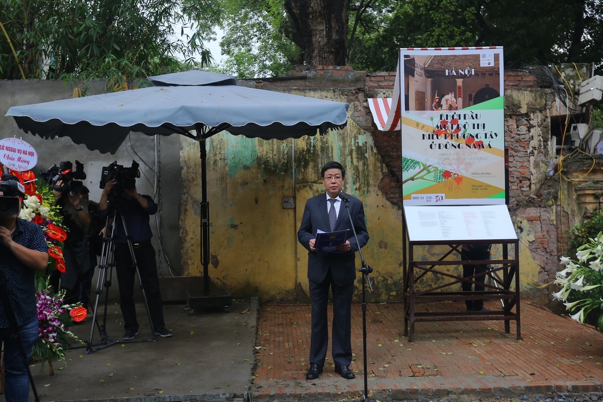 See the first 30 color photos of Hanoi taken through the lens of a Frenchman photo 2