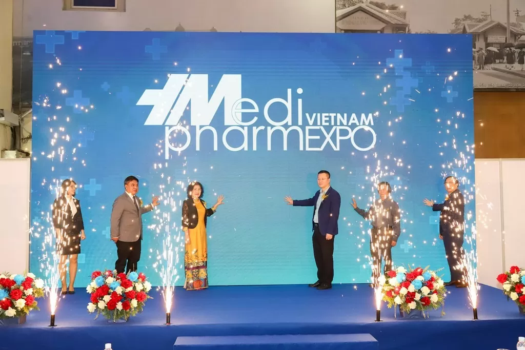 Vietnam Medipharm Expo 2024 quy tụ 100 gian hàng đến từ 8 quốc gia, vùng lãnh thổ