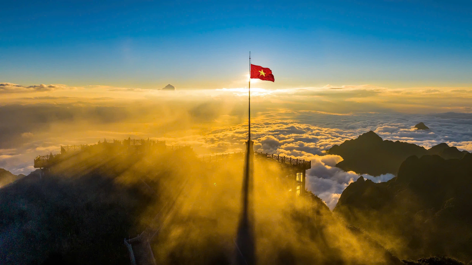 The best cloud hunting season right in Sa Pa town