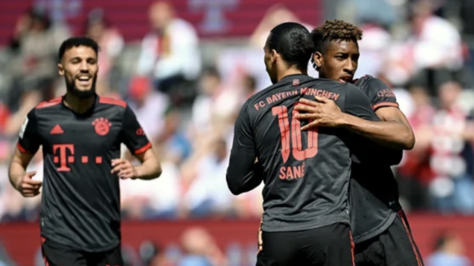 Bayern celebrates 2-1 win over Cologne. Photo: Bundesliga