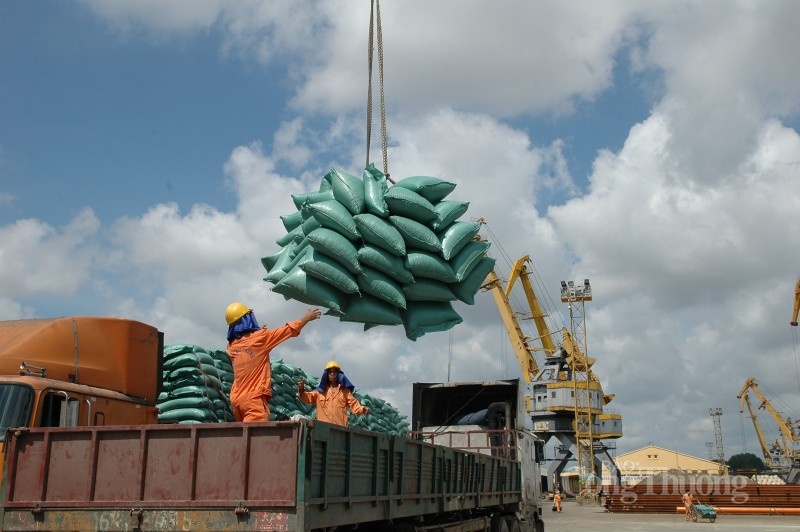 Export rice prices continue to peak, reaching 643 USD/ton