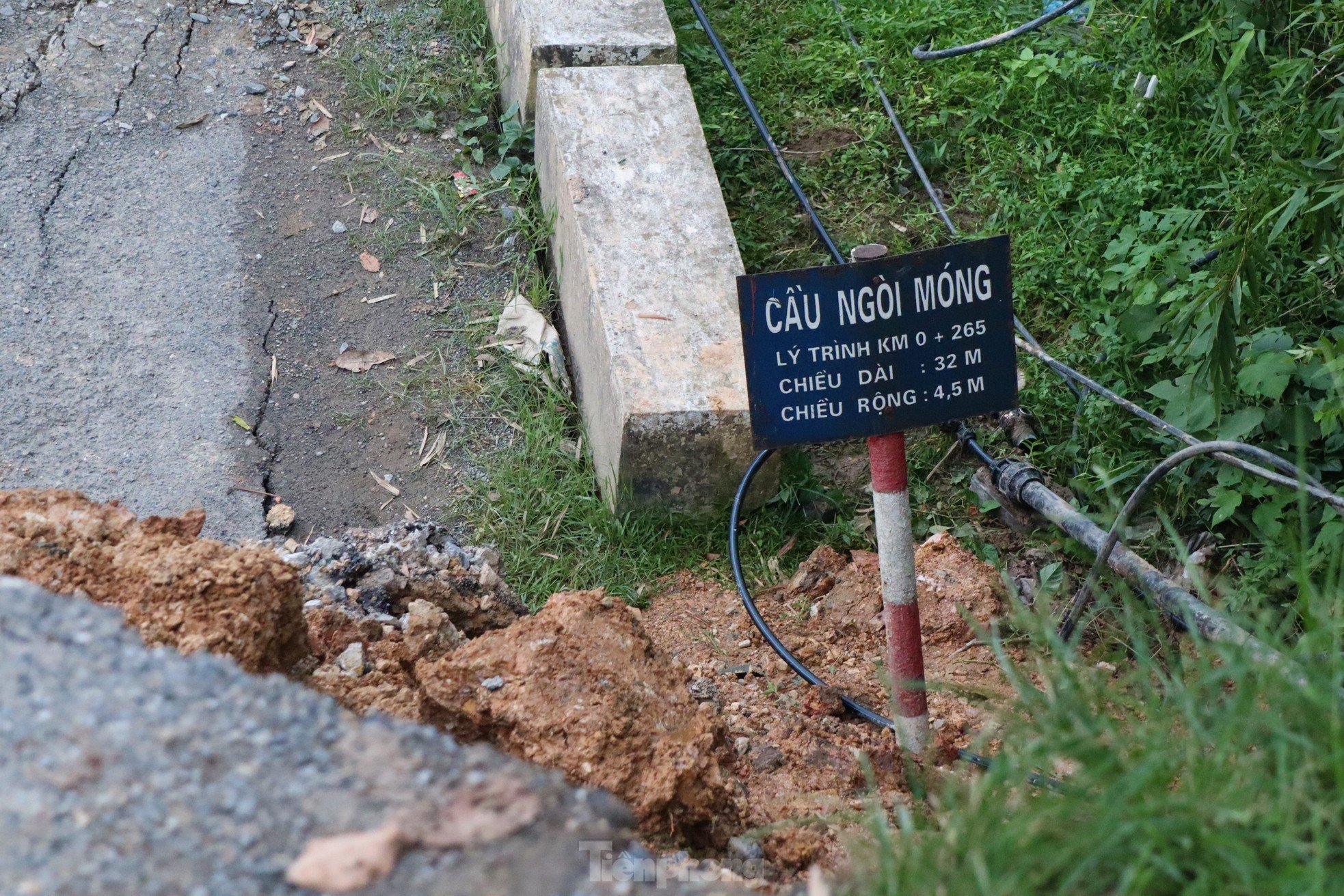 Propuesta para demoler el puente derrumbado en Hoa Binh y construir rápidamente un nuevo puente foto 2