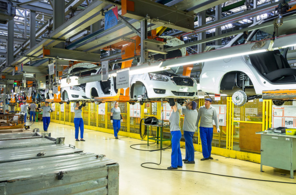 Thế giới - Đằng sau việc dòng xe Lada huyền thoại của Nga trở lại thị trường Iran