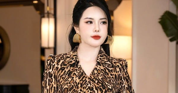 Extremely individual with leopard print outfit