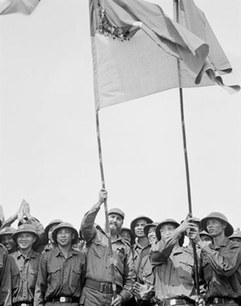 Symbol of the solidarity and loyalty of Vietnam-Cuba brothers photo 5