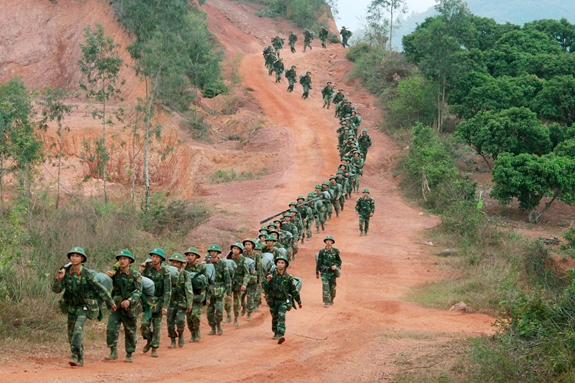 Thượng tướng Võ Tiến Trung: QĐND Việt Nam thời kỳ nào trong lòng dân đều có điểm chung rất đặc biệt - Ảnh 3.