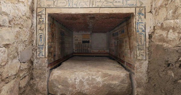 Ancient text in 4,100-year-old tomb reveals Egyptian "miracle doctor"