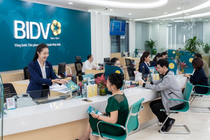 BIDV operates stably, making its mark on the journey towards 'Green Bank'