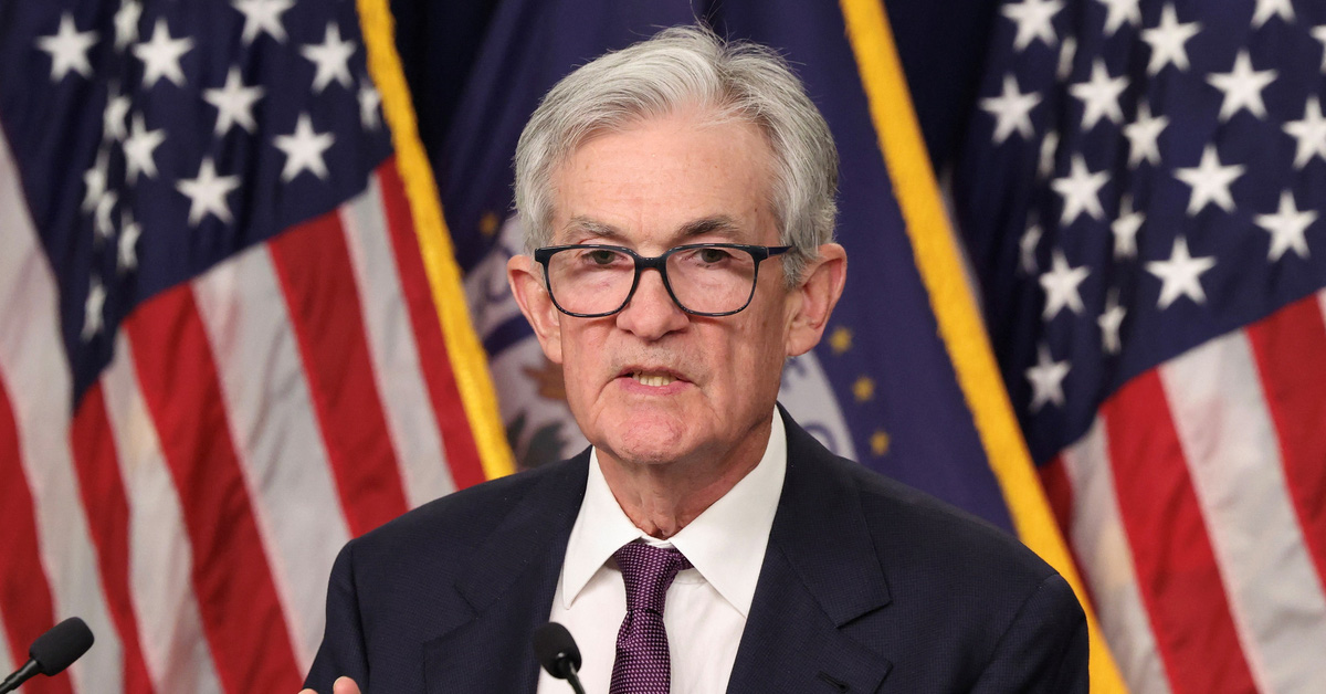 Fed cuts interest rates for third consecutive time, gold and stock prices plummet