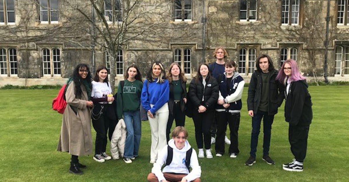 Đại học Oxford là trường tốt nhất thế giới năm thứ 9 liên tiếp