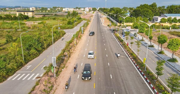 Dos modelos de descentralización local de la gestión de las carreteras nacionales