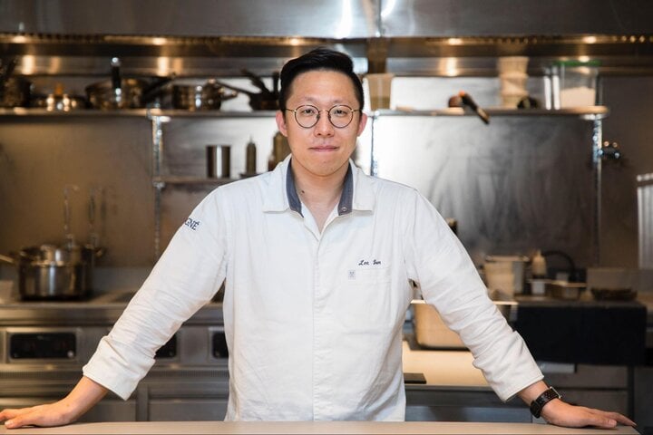 Der Gründer des Restaurants SOIGNÉ Seoul, Chefkoch Lee Jun, wird die Veranstaltung durchgehend begleiten.