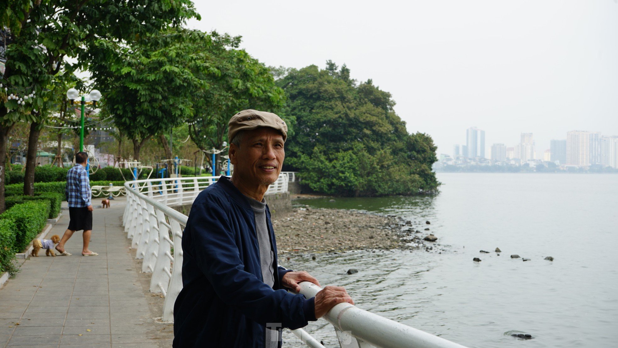 Grave contaminación, muchos lagos de Hanoi 'piden ayuda' (foto 9)