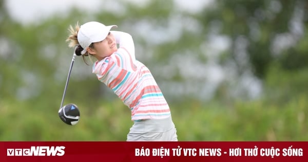 Thao My und Khue Minh treten am Eröffnungstag der Nationalen Golfmeisterschaft 2023 gegeneinander an.