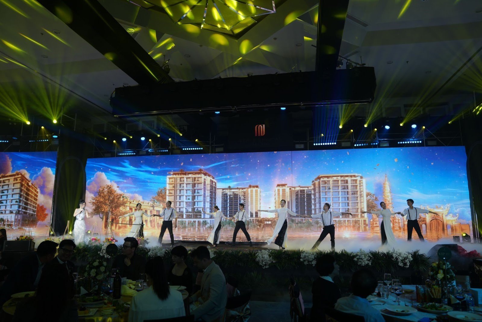 Official launch of branded residences noble crystal tay ho project and 5 high-end projects with the same noble brand image 8