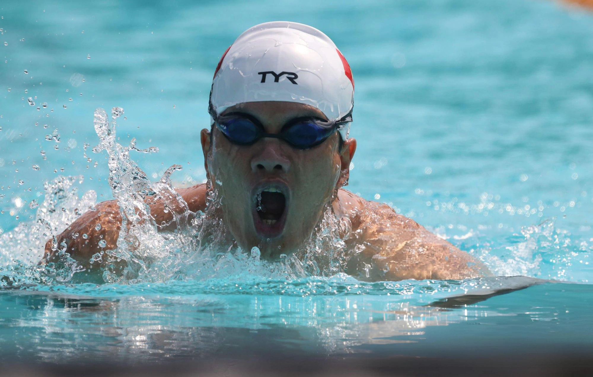 Two Vietnamese swimmers enter the final of the 2024 Paralympic swimming event