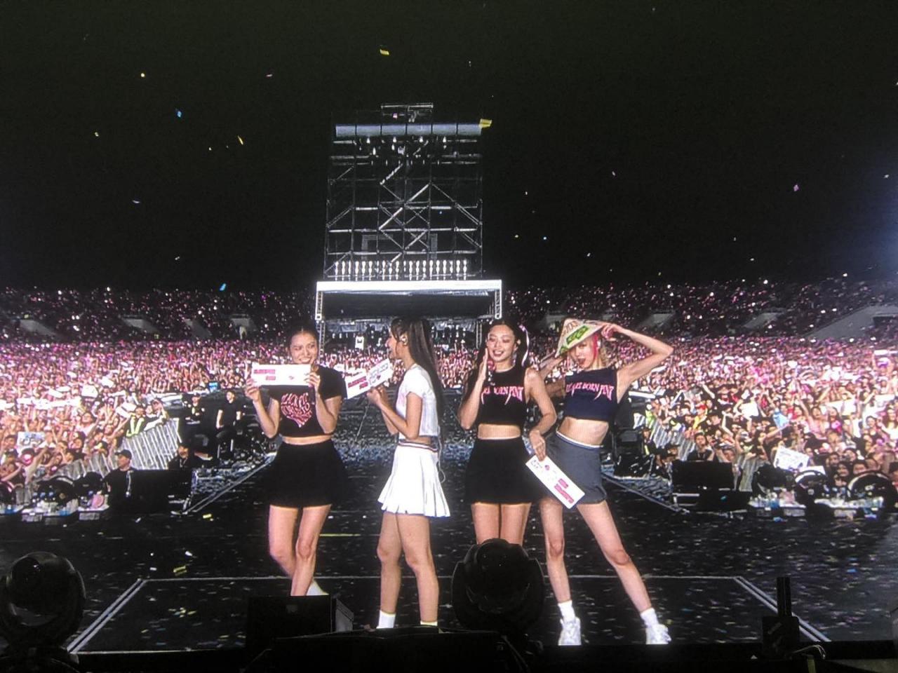 หลังจากกระแส BlackPink ที่ My Dinh คุณเห็นอะไร? รูปที่ 1