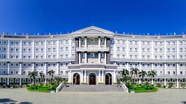 Correction du fonctionnement de l'École internationale américaine à Hô-Chi-Minh-Ville