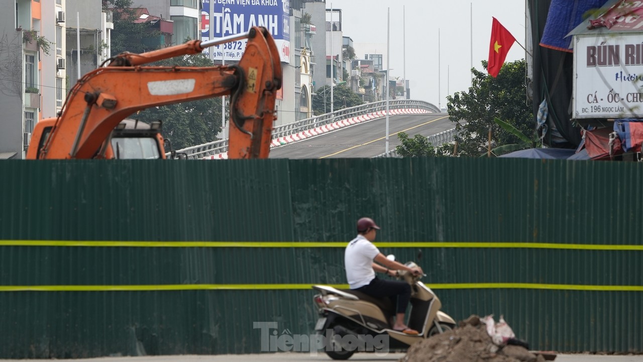 โครงการลดปัญหาจราจรติดขัดมูลค่า 1,200,000 ล้านดองพังทลายหลังก่อสร้างเกือบ 6 ปี ภาพที่ 13