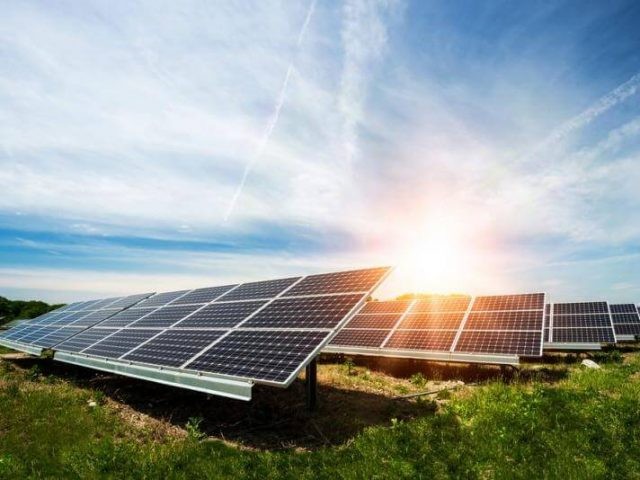17 kommerzielle Projekte für erneuerbare Energien Foto 1