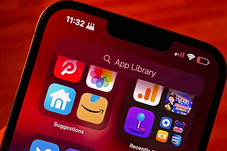 Ý nghĩa các biểu tượng trạng thái iPhone quan trọng mọi người nên biết - Ảnh 1.