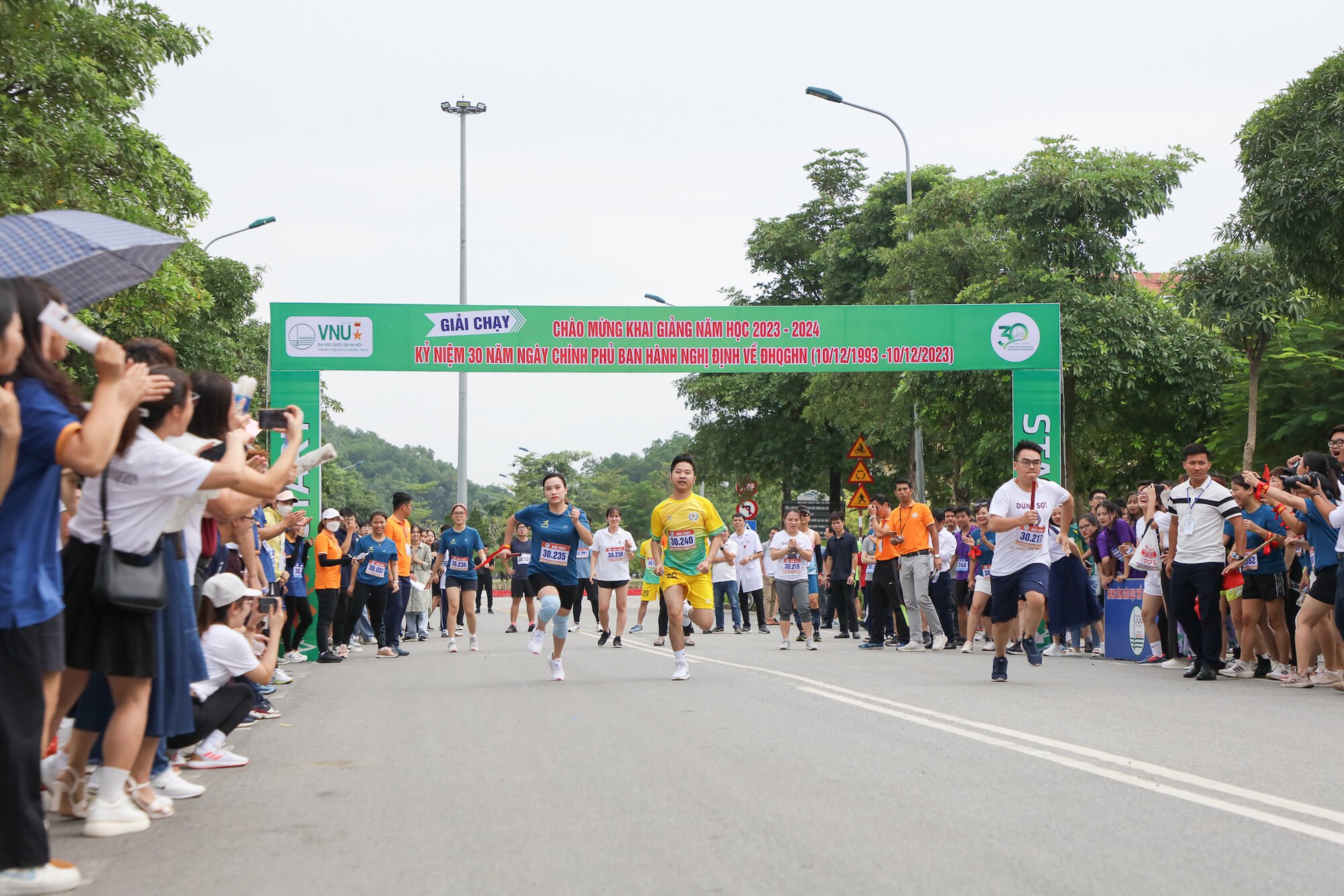 សិស្សជិះសេះបាញ់ធ្នូក្នុងពិធីបើកបវេសនកាលឆ្នាំសិក្សាថ្មី - ៤