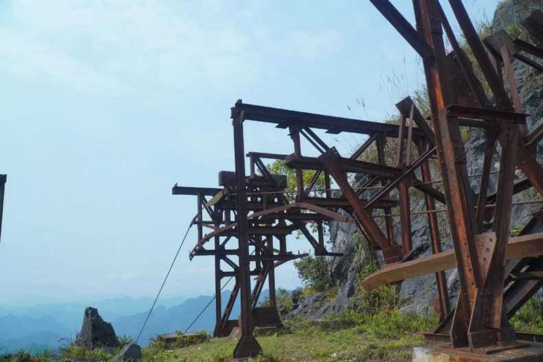 Bac Kan loue un environnement forestier pour le développement du tourisme photo 2