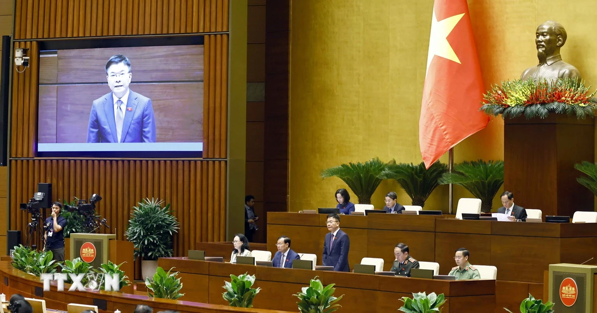 예방과 통제를 긴밀히 결합하여, 공급과 수요를 줄이고, 약물의 유해한 영향을 줄입니다.