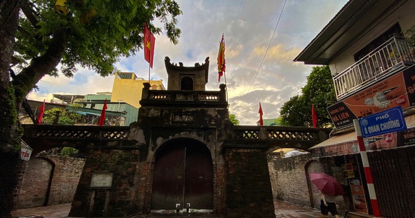 Zahlreiche besondere Aktivitäten zur Feier des 70. Jahrestages des Hauptstadtbefreiungstages auf der Kulturerbestätte der Kaiserlichen Zitadelle Thang Long