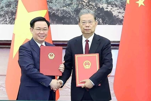 Création du Comité de coopération entre l'Assemblée nationale du Vietnam et l'Assemblée populaire nationale de Chine