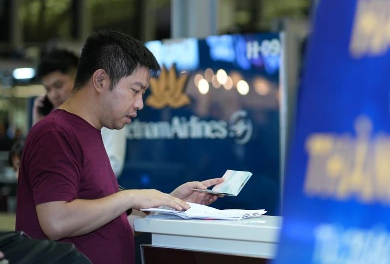 Vietnam Airlines открывает прямой рейс Ханой-Чэнду (Китай) фото 2