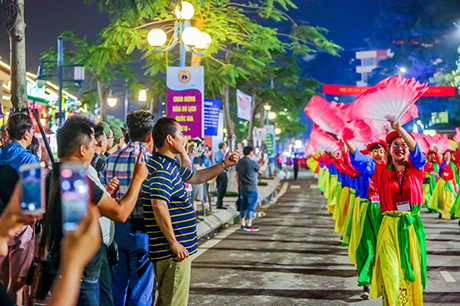 Ha Long Carnival 2018 contributed to creating momentum for Quang Ninh tourism to grow spectacularly, the highest ever, up to
