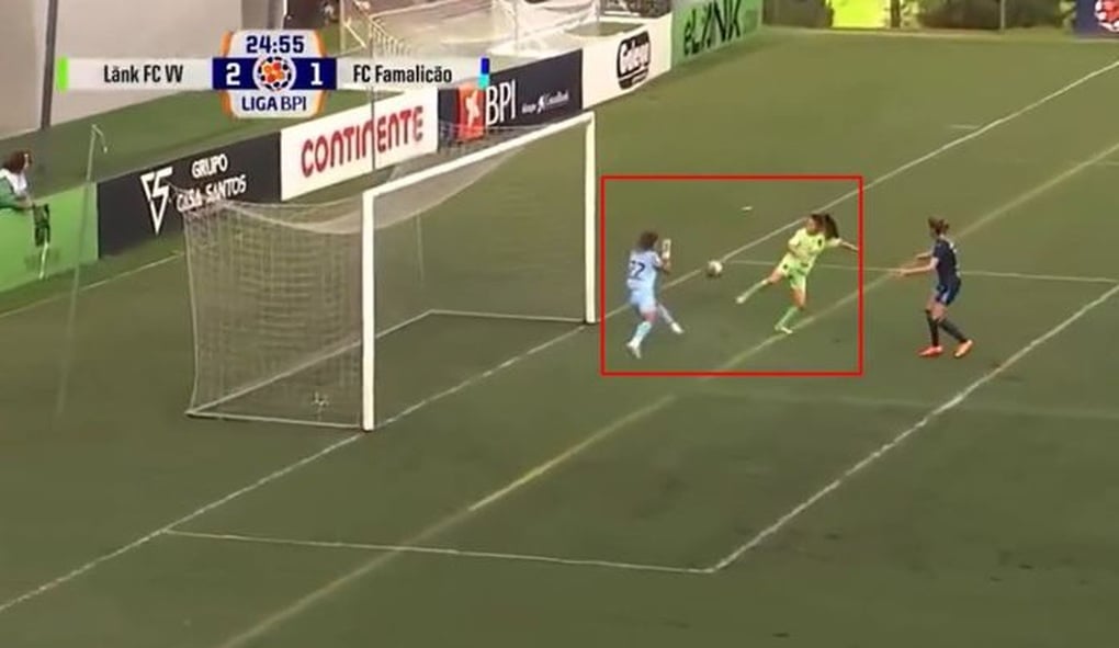 VAR phá hỏng niềm vui của Huỳnh Như, Lank FC khủng hoảng nặng nề - 1