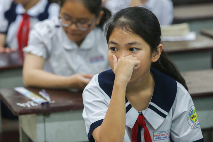 2022年、トラン・ダイ・ギア高等学校6年生の入学試験を受ける受験生たち。写真：クイン・トラン