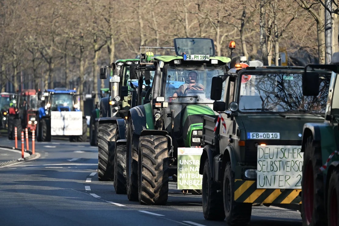 The protests spread across Germany, picture 1.