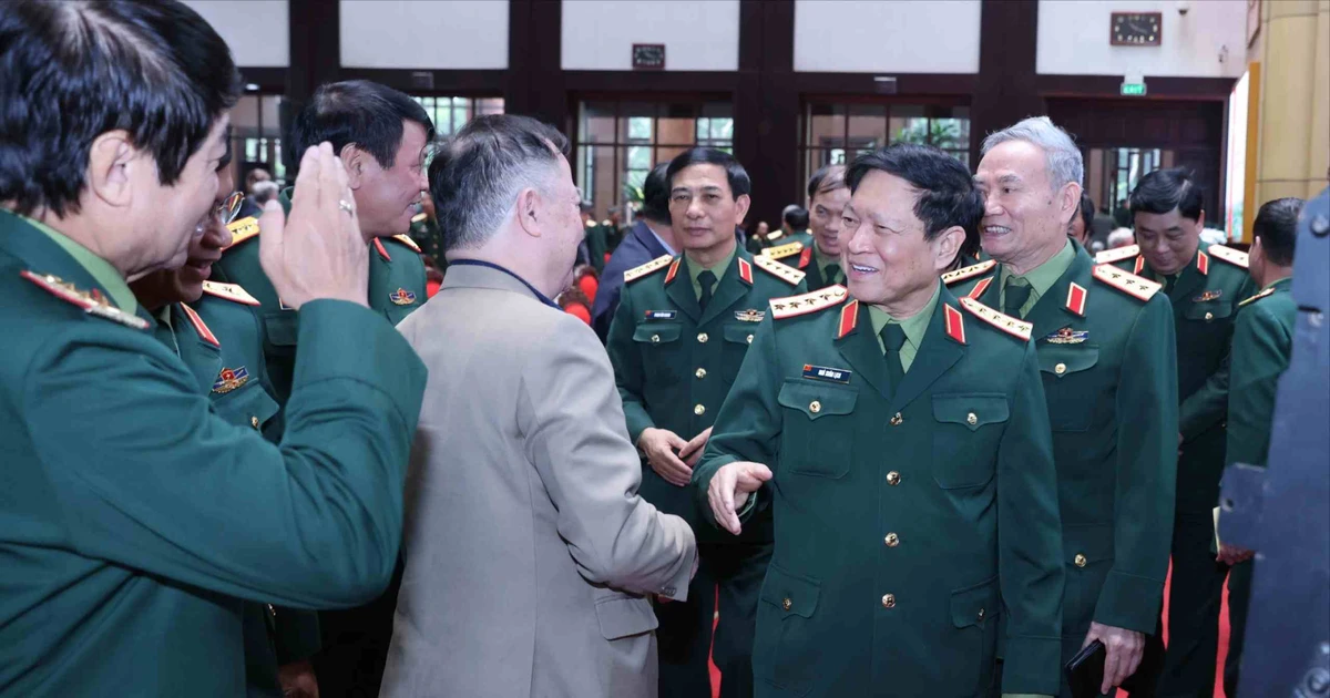 Rencontre avec des officiers supérieurs militaires retraités et retraités